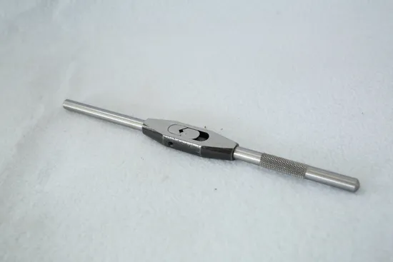 Steel Die Cast Hand Screw Tap Wrench Tapping Tool 